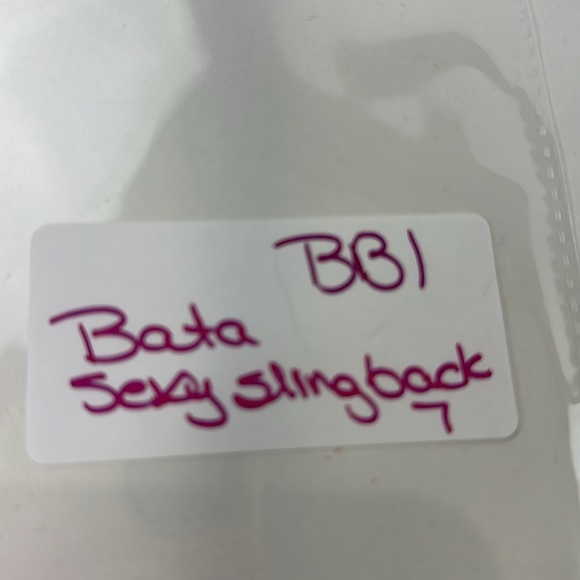 Vintage Bata Women's Black Satin Slingback Heel Shoes - Picture 13 of 13